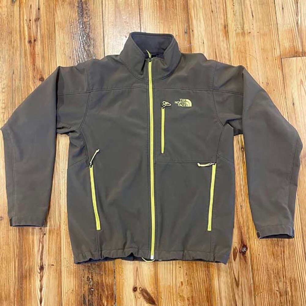 The North Face Men's Waterproof Zip-Up Jacket / Soft Shell